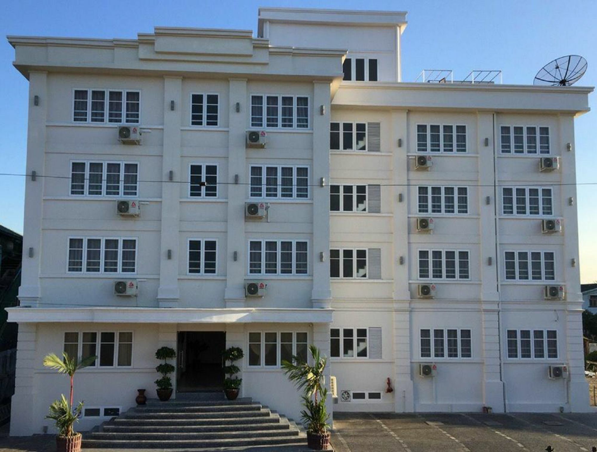 Venus Star Hotel يانغون المظهر الخارجي الصورة